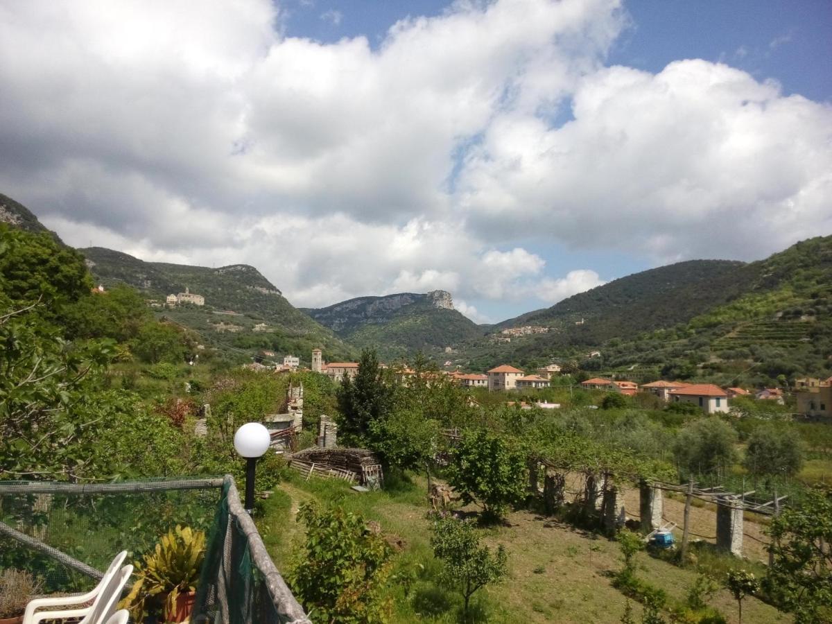 Casa Papaveri Rossi Finale Ligure Exterior photo